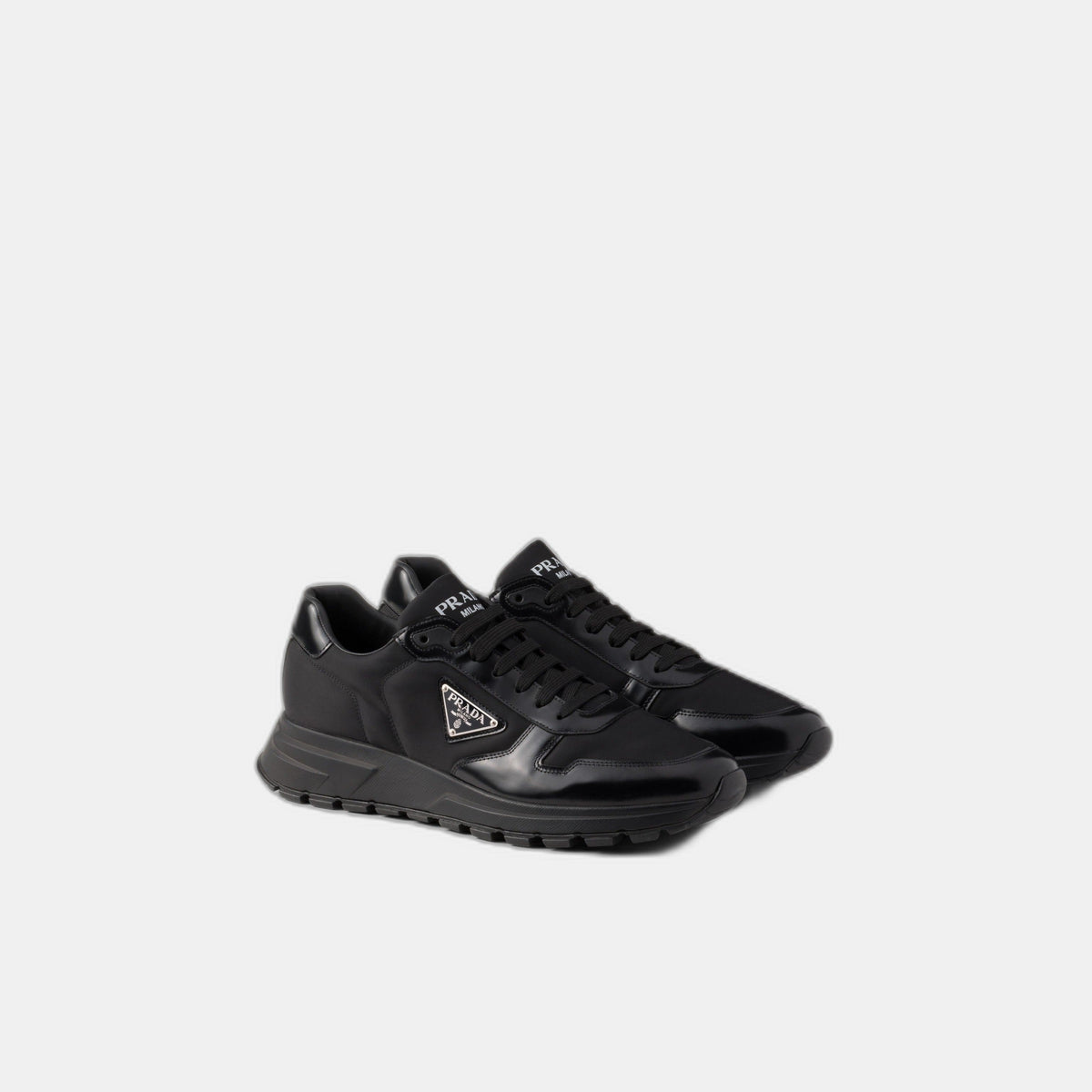 Basket Prada Noir en cuir brossé