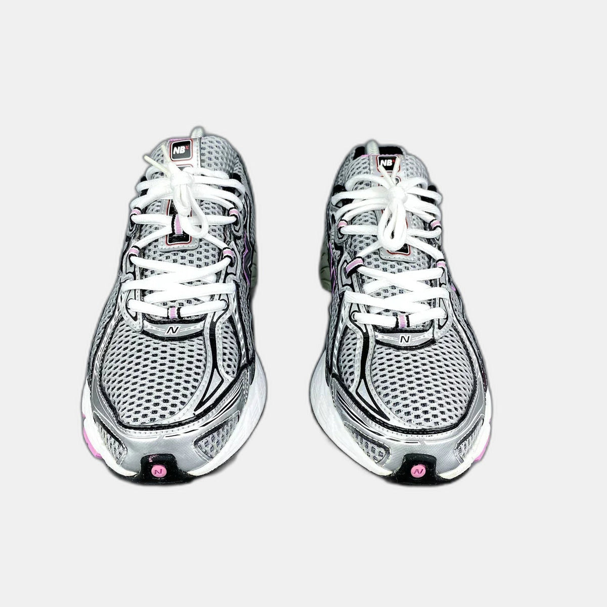 New Balance 740 PINK
