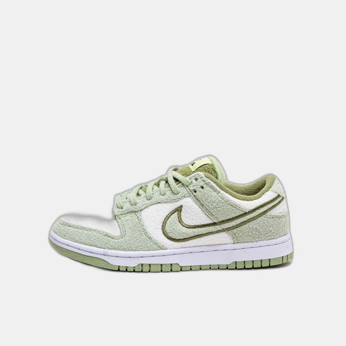 Nike Dunk Low SE Fleece Pack Honeydew (W)