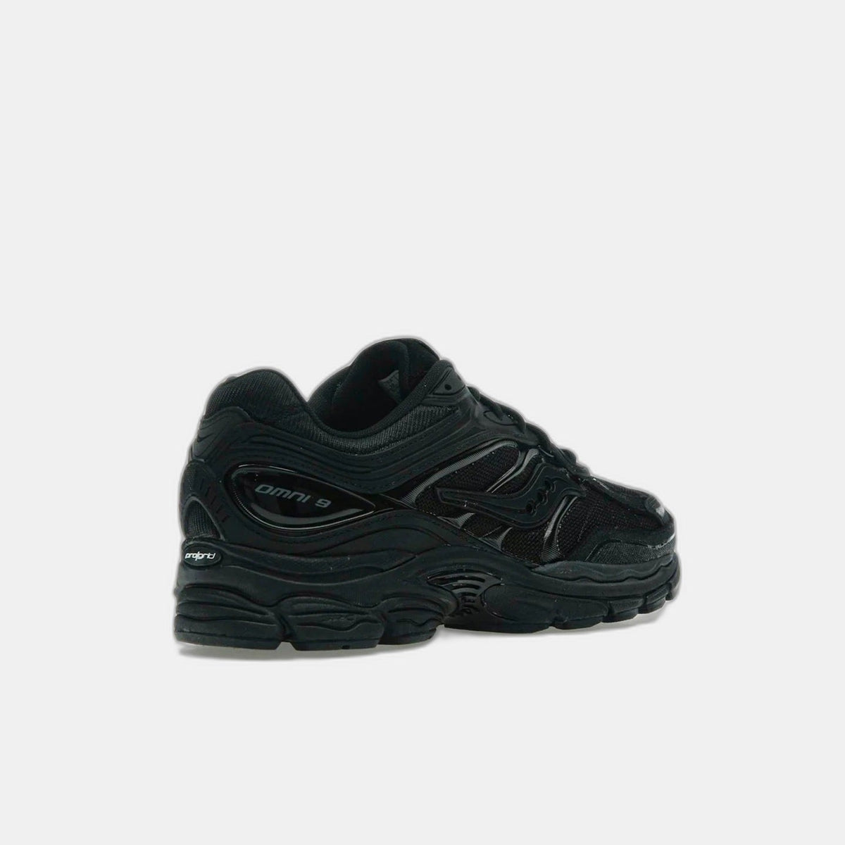 Saucony ProGrid Omni 9 Armor Black