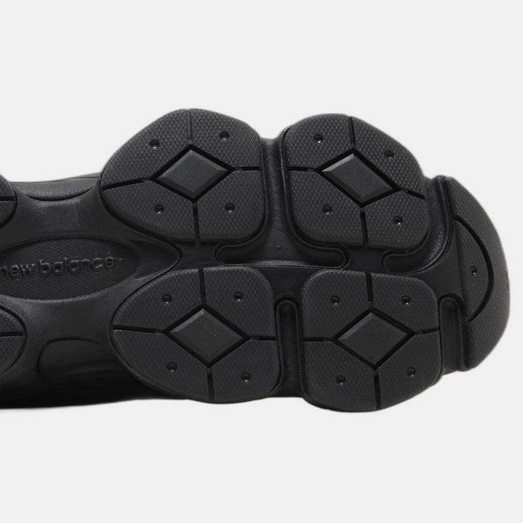 New Balance 9060 Triple Black