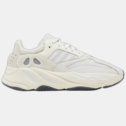 Yeezy Boost 700 Analog