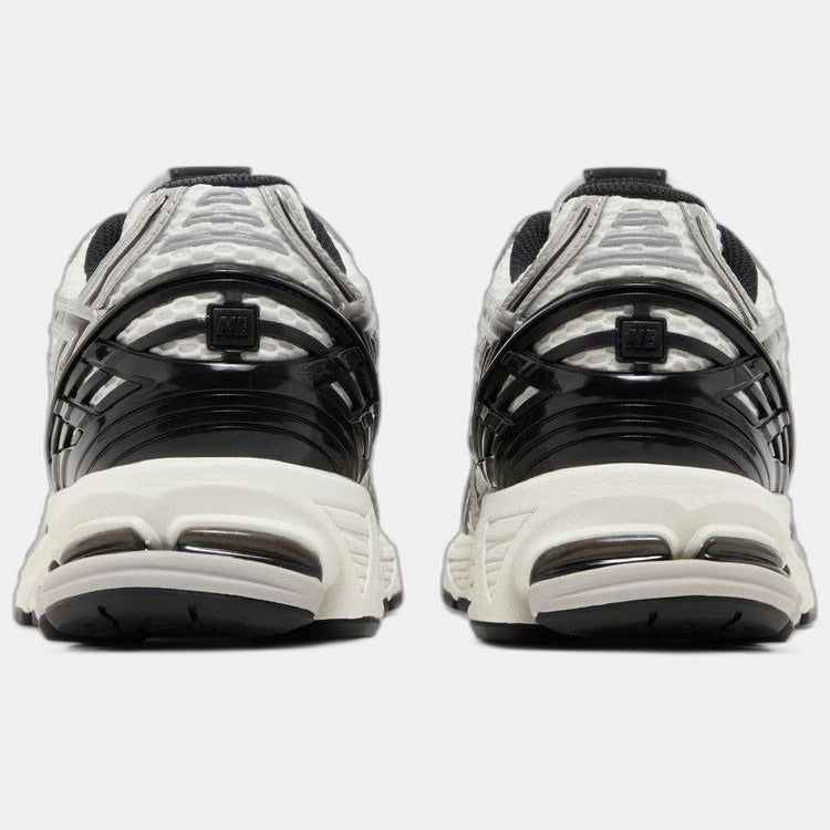 New Balance 1906R Silver Metallic Black