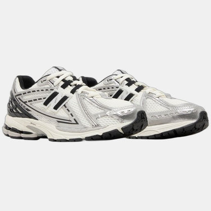 New Balance 1906R Silver Metallic Black
