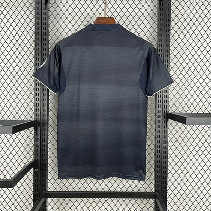 Maillot Real Madrid extérieur 2025-26