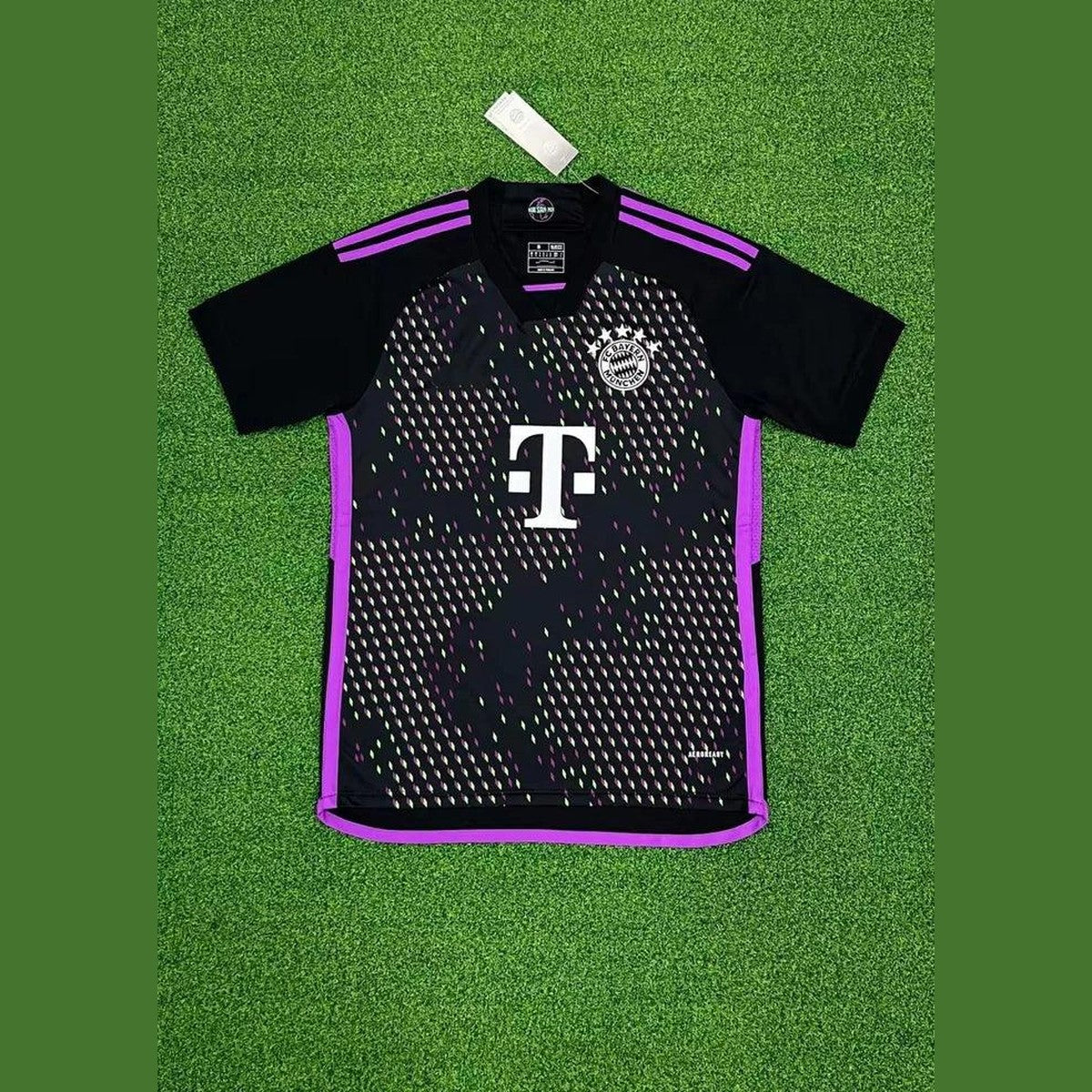 Maillot Bayern Munich saison 2023-2024 extérieur