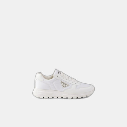 Basket Prada Blanc en cuir brossé