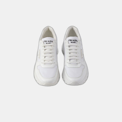 Basket Prada Blanc en cuir brossé