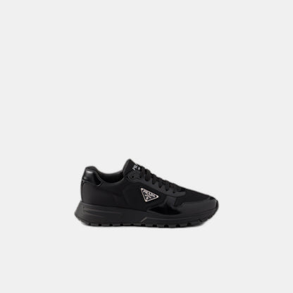 Basket Prada Noir en cuir brossé