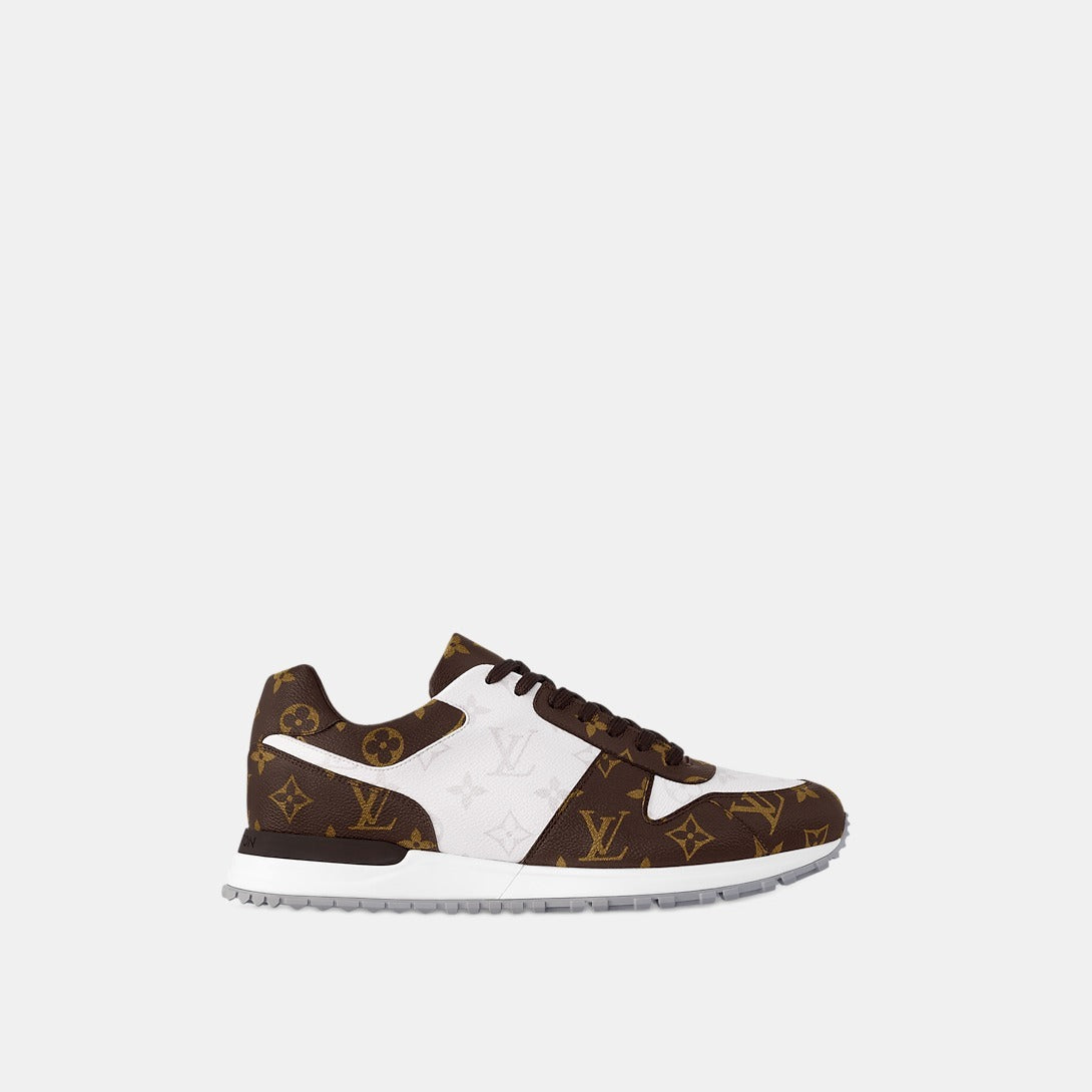 Sneaker Run Away - #2