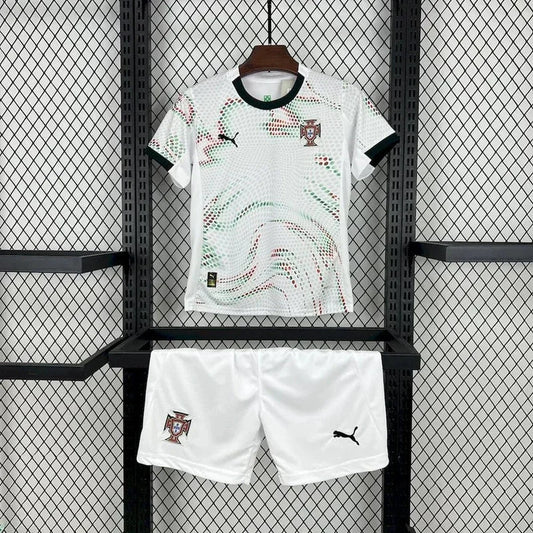 Kit Enfant Portugal Extérieur 2025/2026
