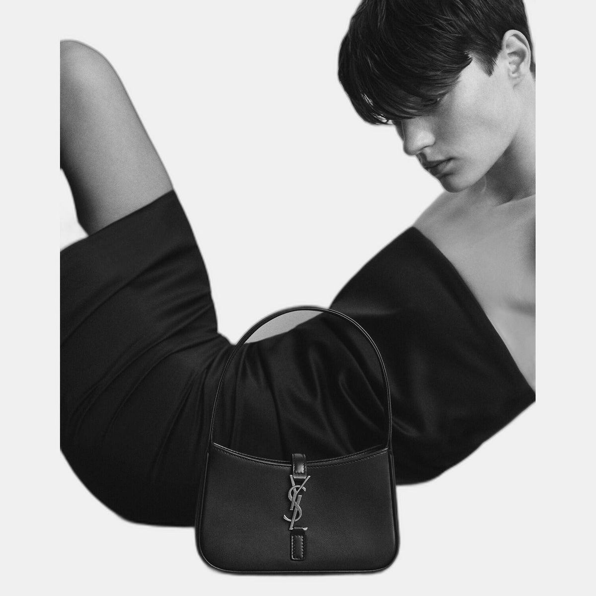 LE 5 À 7 MINI EN CUIR LISSE - YSL