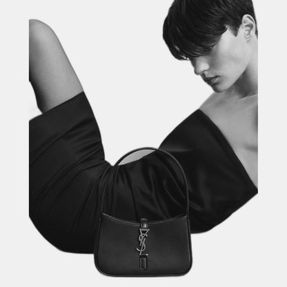 LE 5 À 7 MINI EN CUIR LISSE - YSL