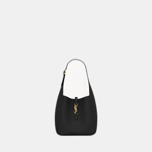 LE 5 À 7 SMALL SOUPLE EN CUIR GRAINÉ