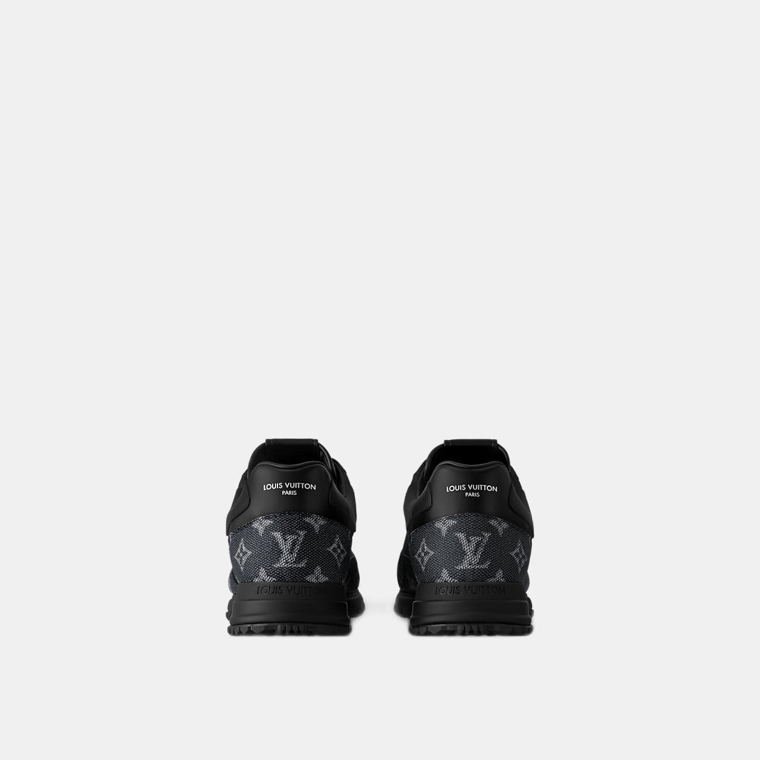 Sneaker Run Away - #13
