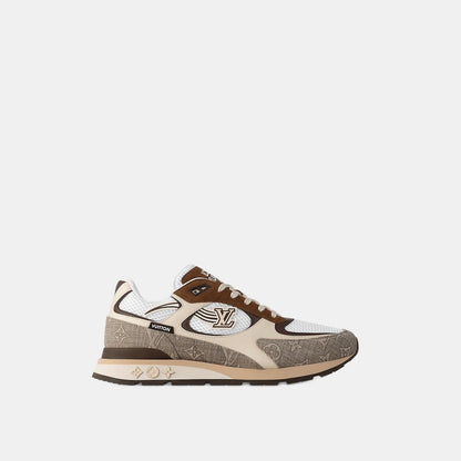 Sneaker Run Away - #3