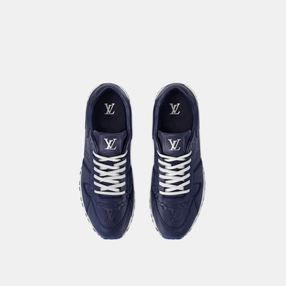 Sneaker Run Away - #14