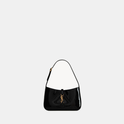LE 5 À 7 EN CUIR VERNI - YSL (2)