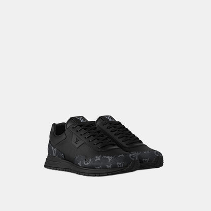 Sneaker Run Away - #13