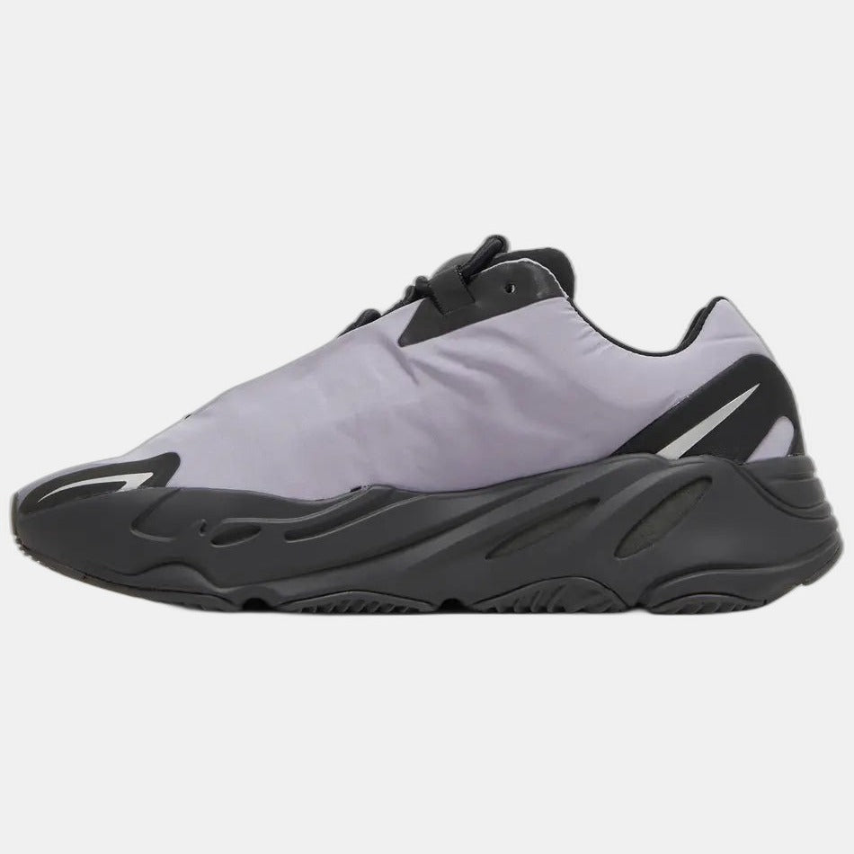 Yeezy Boost 700 MNVN Geode