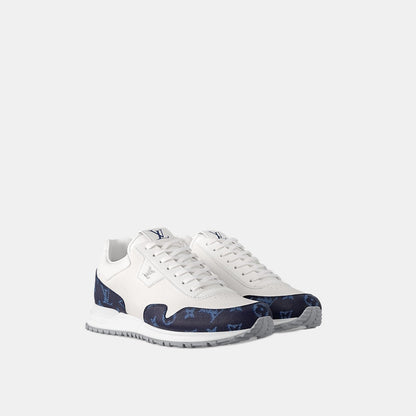 Sneaker Run Away - #11