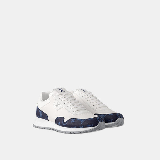 Sneaker Run Away - #11