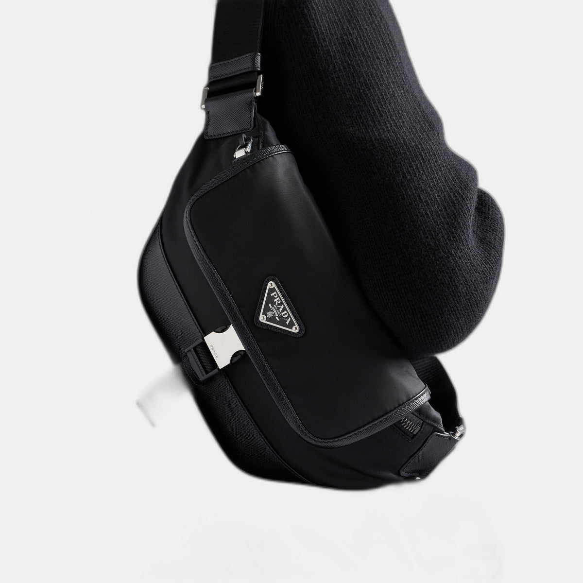 Sac porté épaule en Re-Nylon et cuir Saffiano - #11