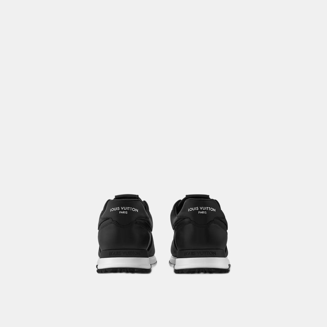 Sneaker Run Away - #16