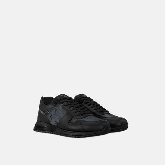 Sneaker Run Away - #6