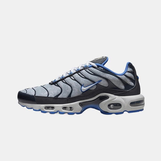Nike® Air Max Plus SE Social FC