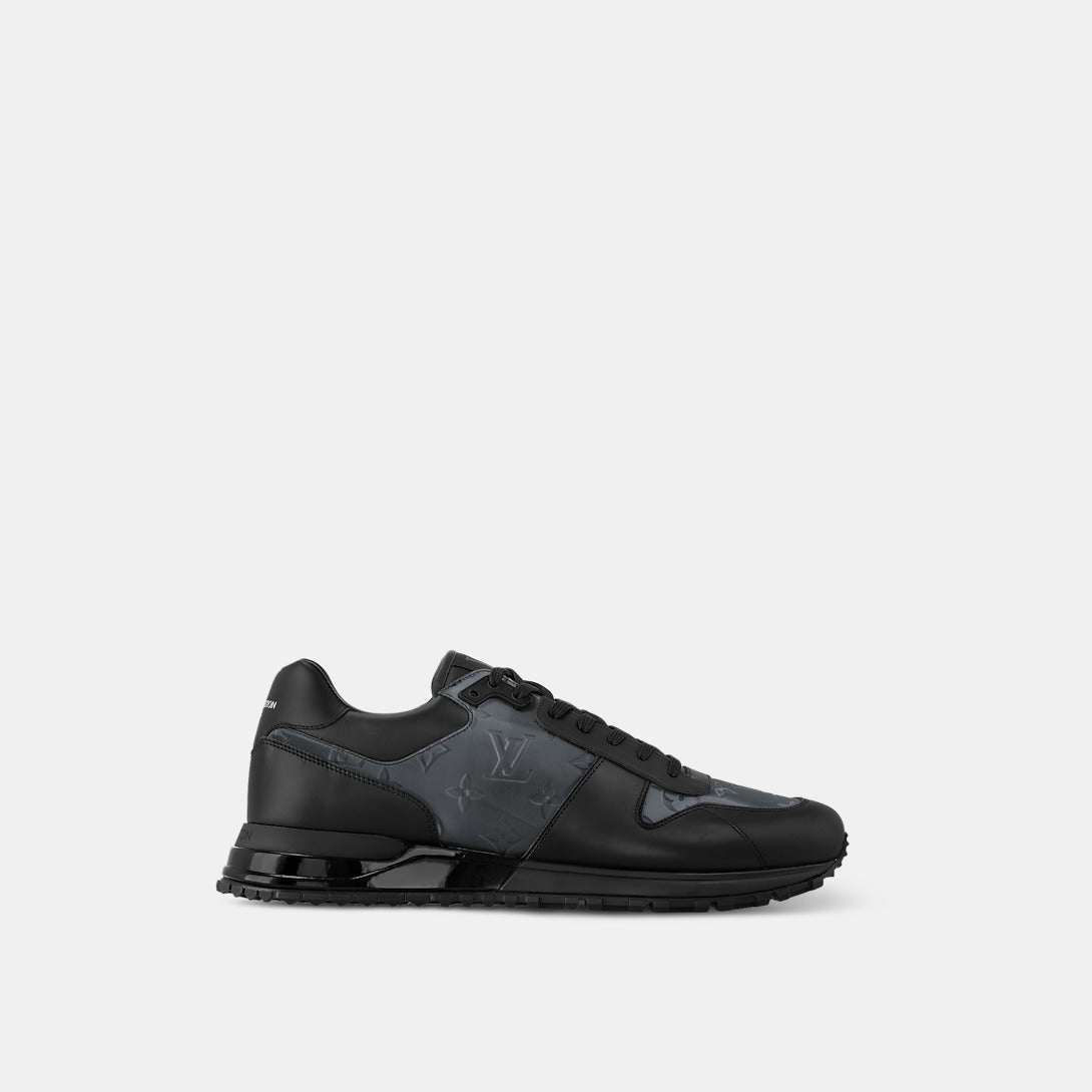 Sneaker Run Away - #6