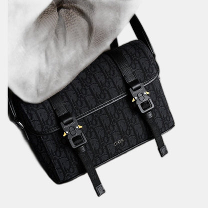 Sac Messenger à rabat Dior Hit The Road Noir