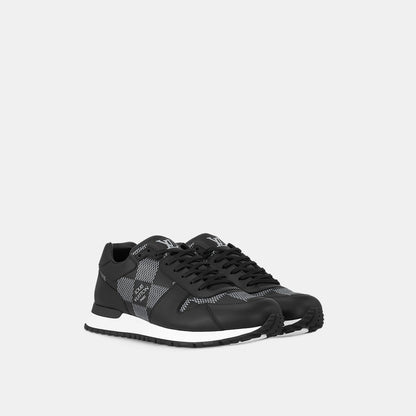 Sneaker Run Away - #8
