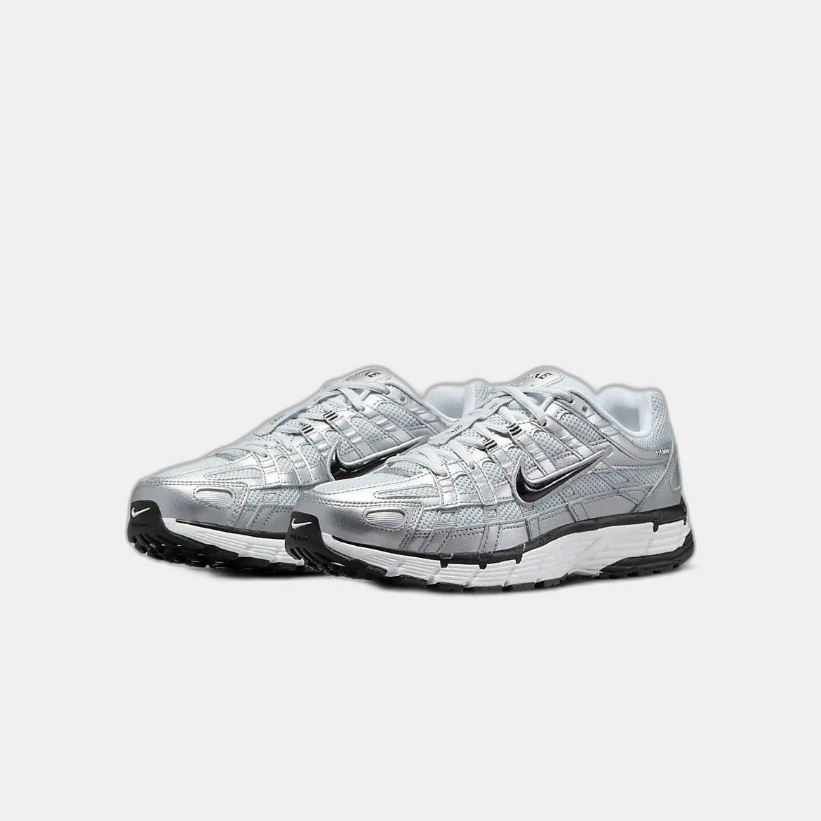 Nike P6000 Metallic