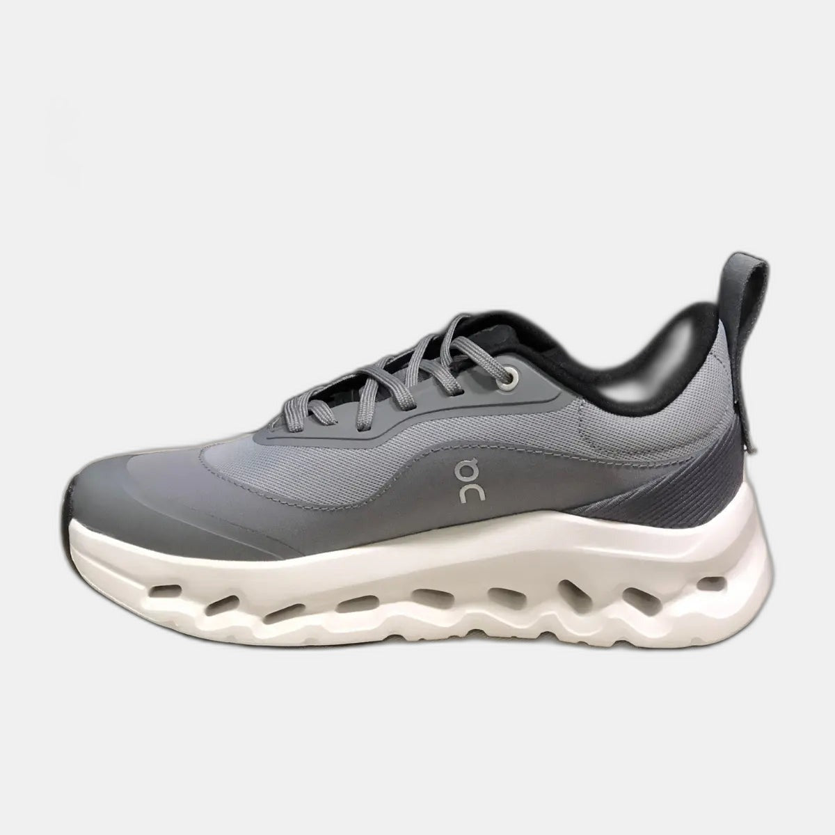 On Cloud × Loewe — Cloudtilt Gris