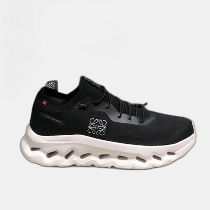On Cloud × Loewe — Cloudtilt Noir et Blanc 2.0