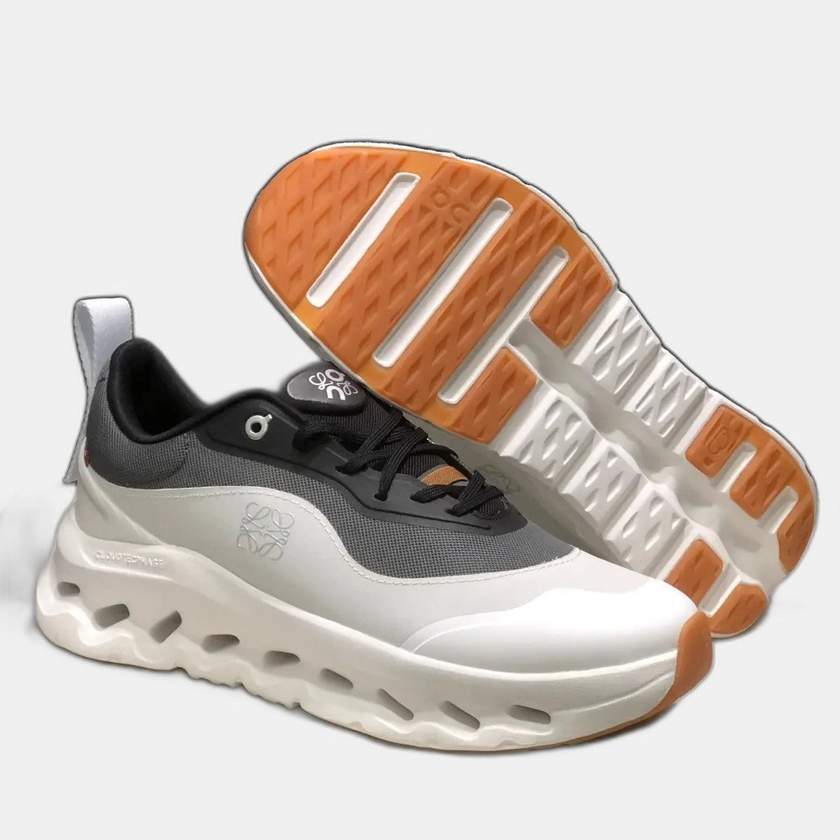 On Cloud × Loewe — Cloudtilt Gris Blanc