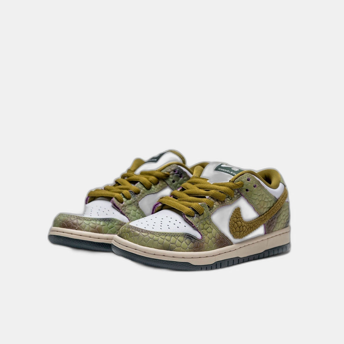 Nike SB Dunk Low Alexis Sablone Chameleon