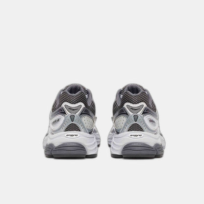 Saucony ProGrid Omni 9 Microchip