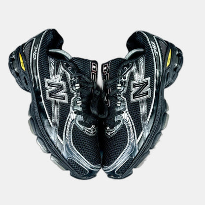 New Balance 740 BLACK