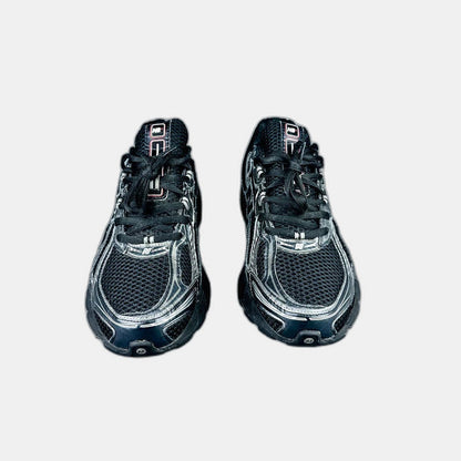 New Balance 740 BLACK