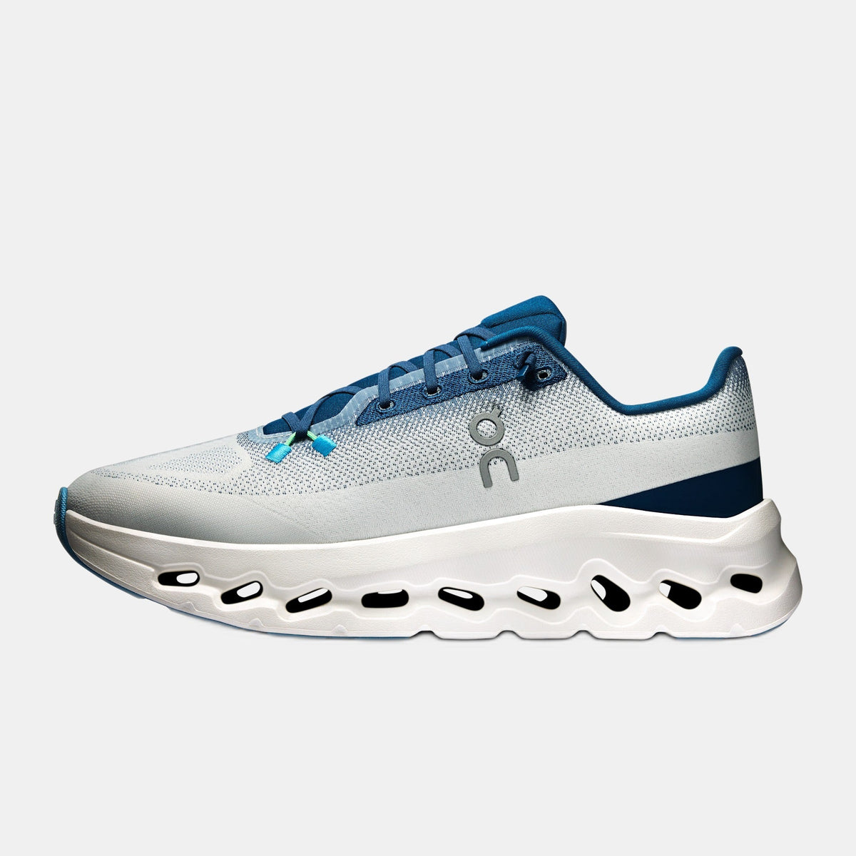 ON Cloudtilt — Bleu / Blanc