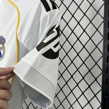 Maillot Real Madrid foot domicile 2025 2026