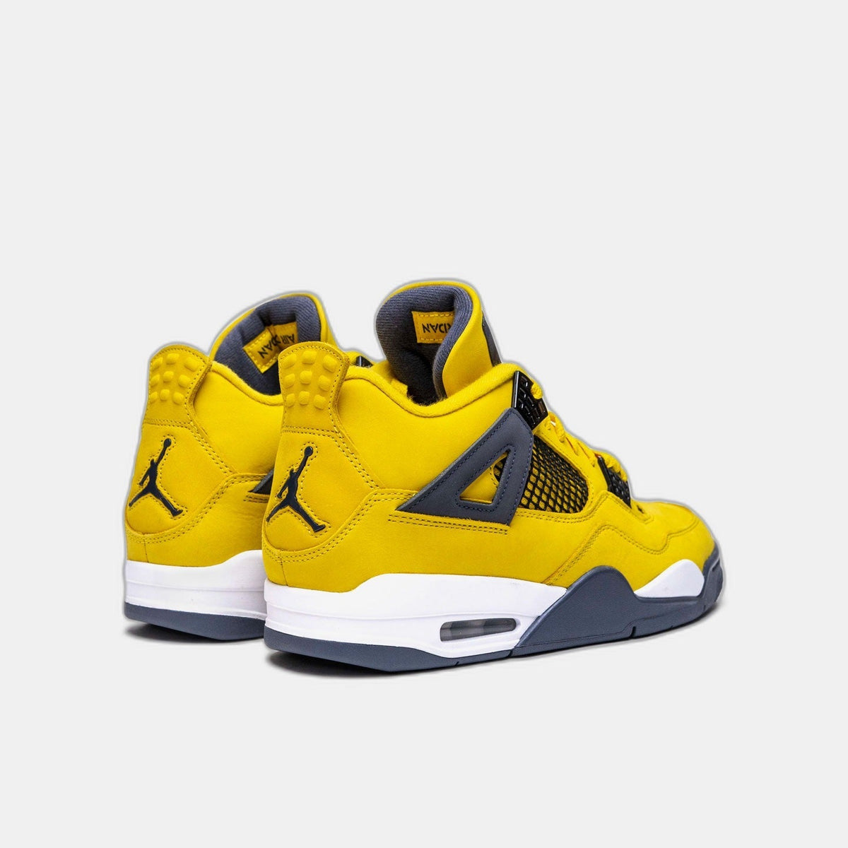 Air Jordan 4 Retro Lightning (2021)
