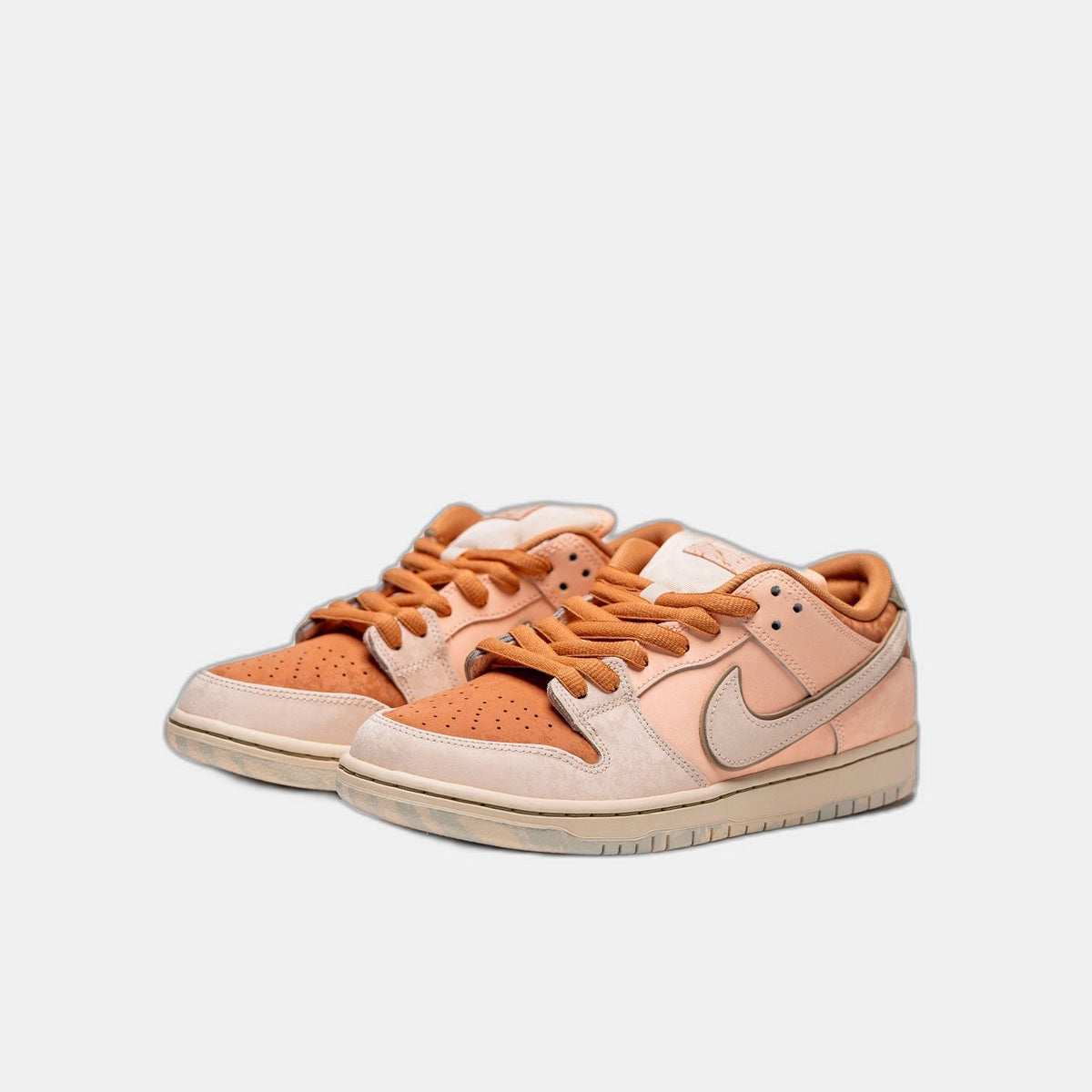 Nike SB Dunk Low Trocadéro Gardens