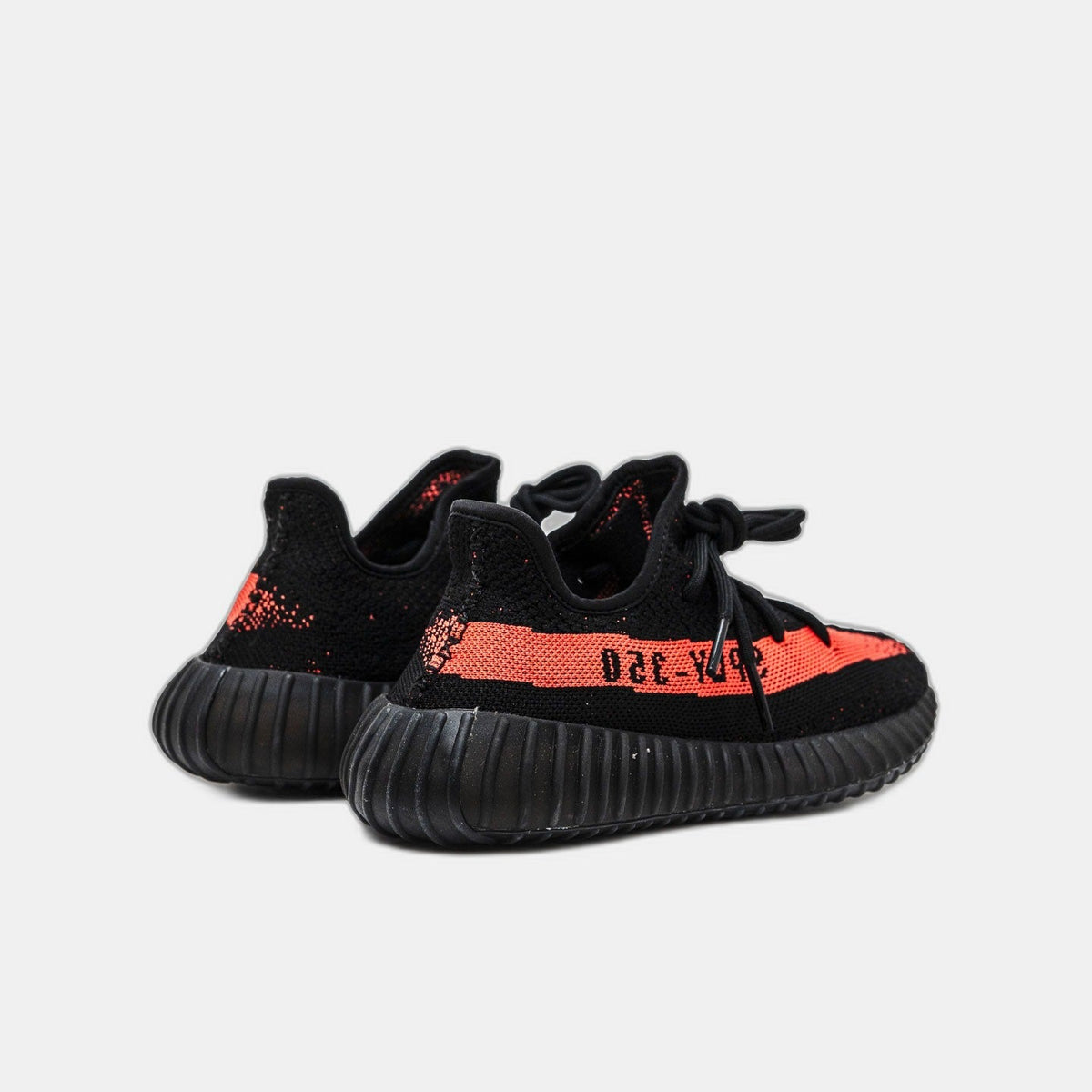 adidas Yeezy Boost 350 V2 Core Black Red (2016/2022/2023)