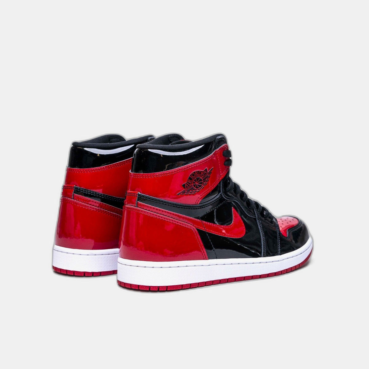 Air Jordan 1 Retro High OG Patent Bred