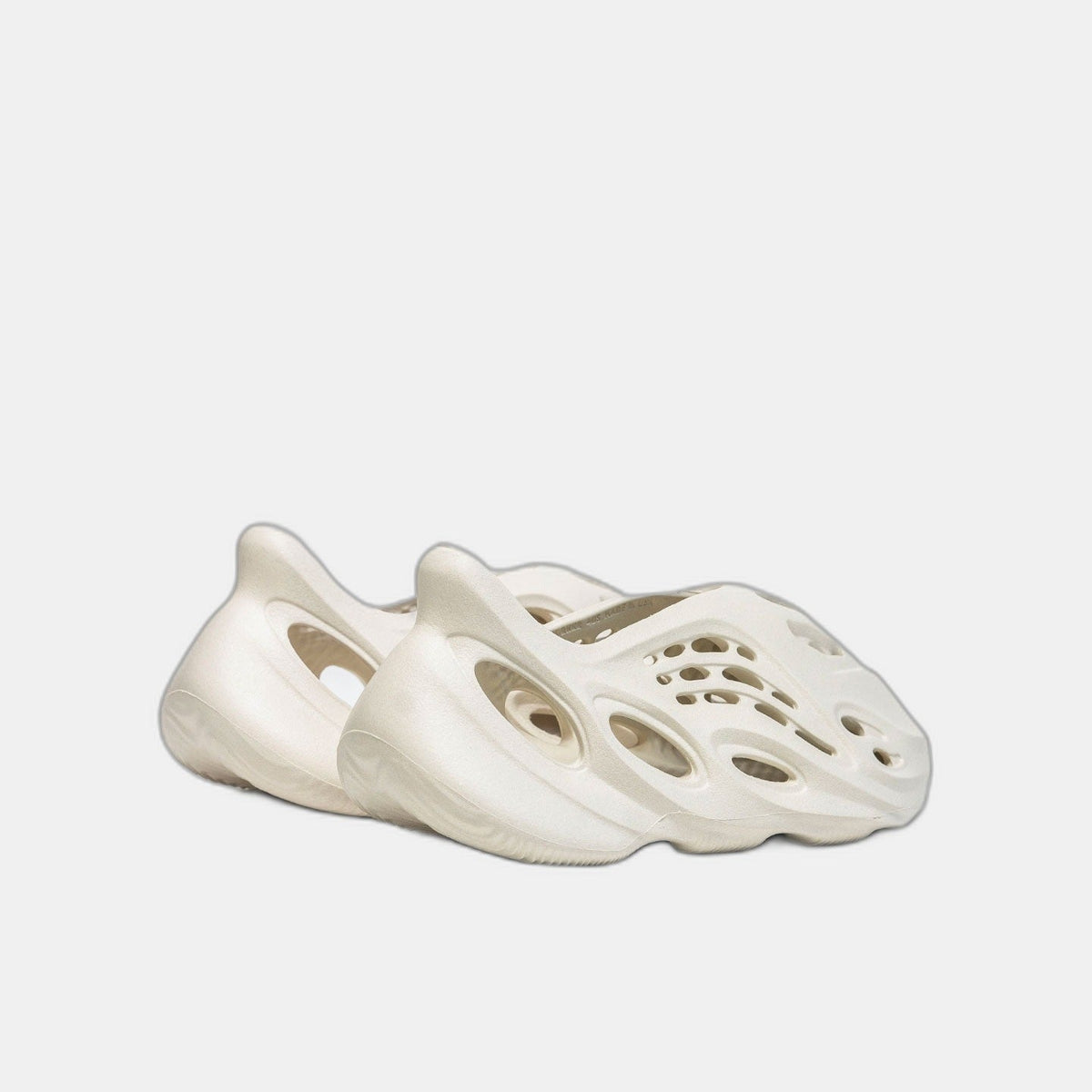 adidas Yeezy Foam RNNR Sand