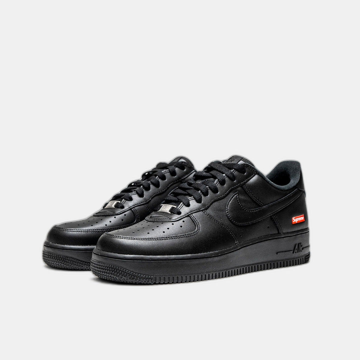 Nike Air Force 1 Low Supreme Black