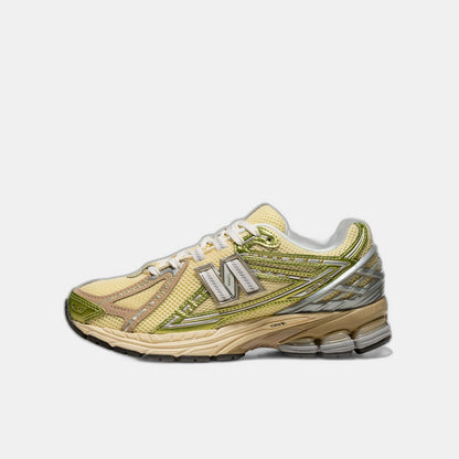 New Balance 1906R Yellow Parchment